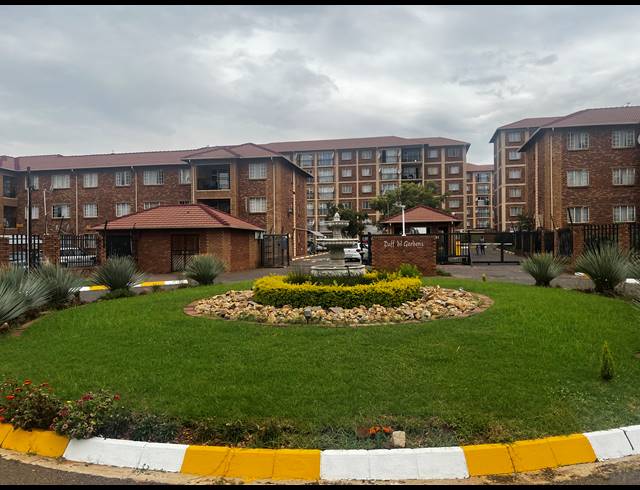 2 BEDROOM APARTMENT FOR SALE IN KARENPARK